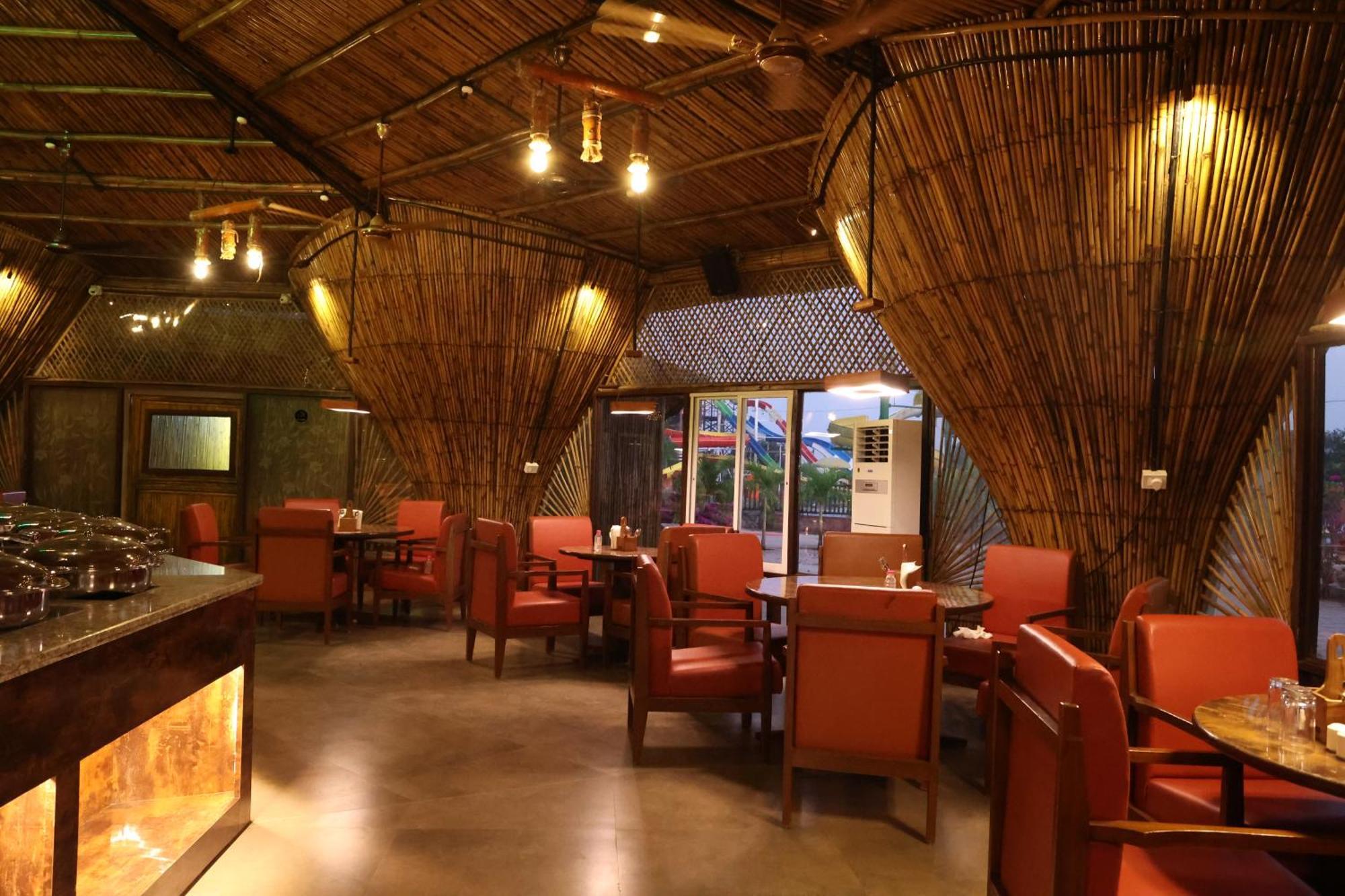 Dan Resorts & Weddings Boisar Exterior foto