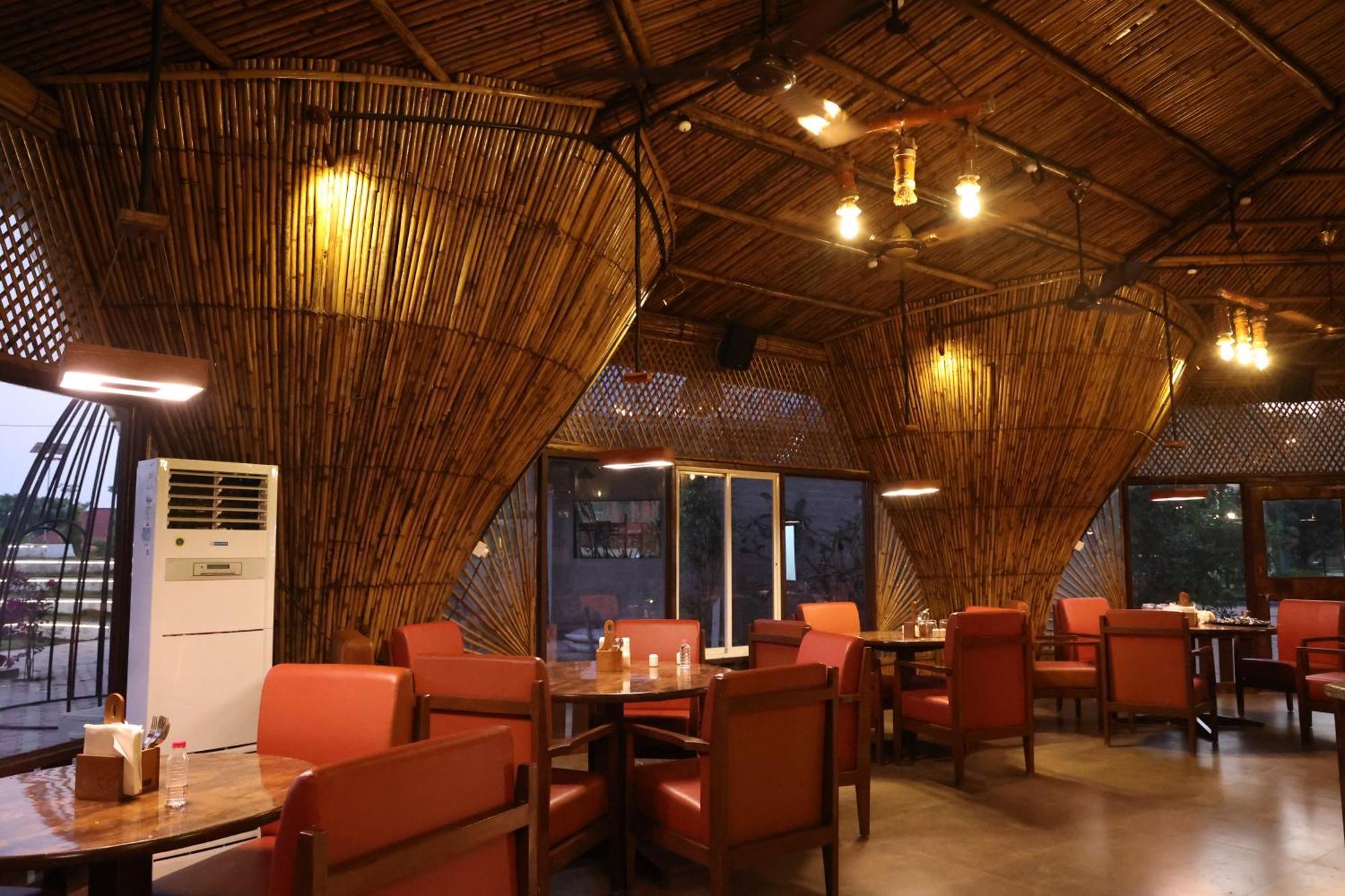Dan Resorts & Weddings Boisar Exterior foto