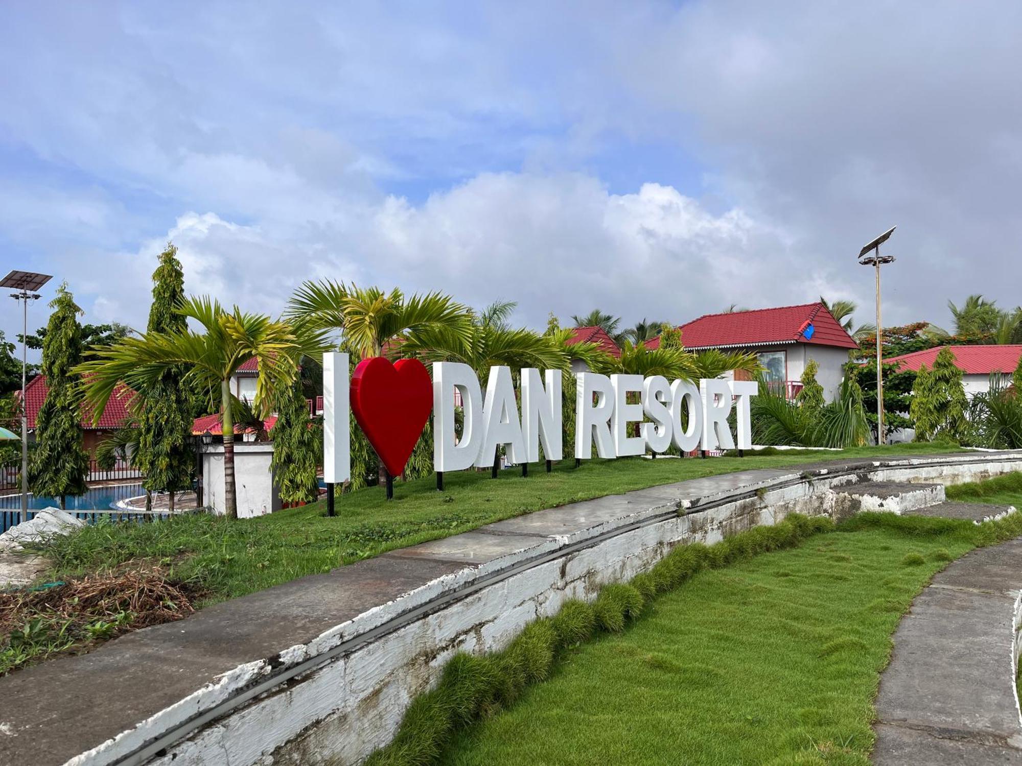 Dan Resorts & Weddings Boisar Exterior foto