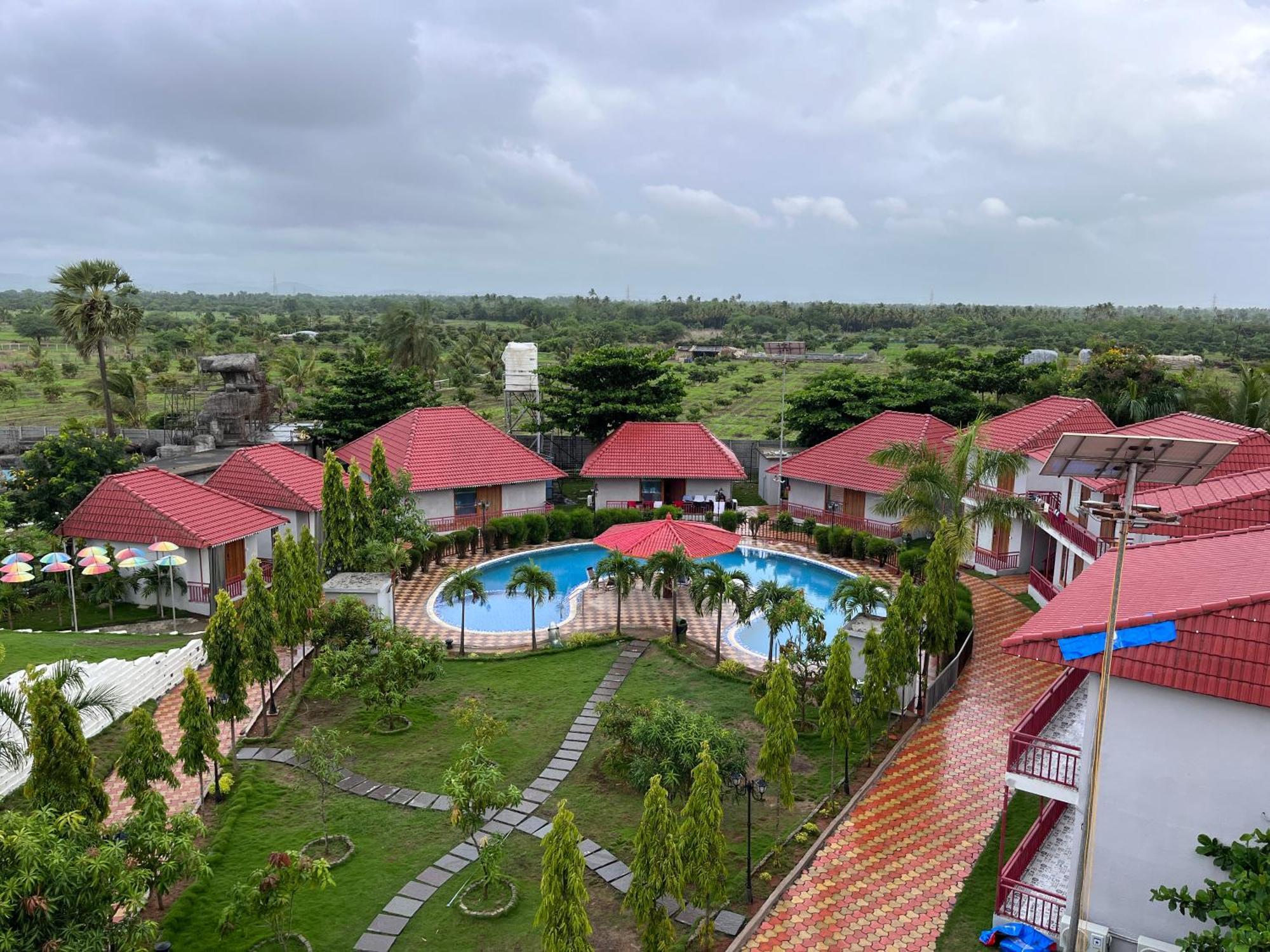 Dan Resorts & Weddings Boisar Exterior foto